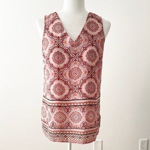 Tabitha Webb | Pink/Multi Sleeveless Printed Split-Hem Blouse